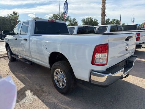 Used 2022 RAM 3500 Tradesman w/ Chrome Appearance Group AWD/4WD image 4