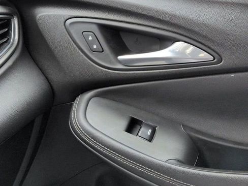 Used 2021 Buick Encore GX Select image 27