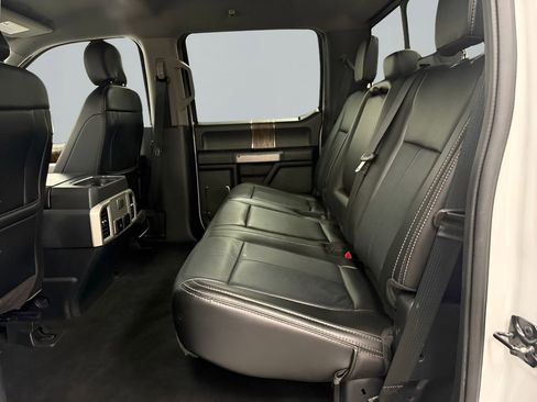 Used 2020 Ford F150 Lariat w/ Equipment Group 501A Mid image 12