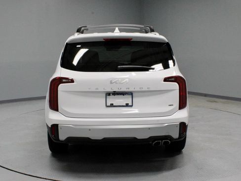 Used 2024 Kia Telluride S AWD/4WD image 11