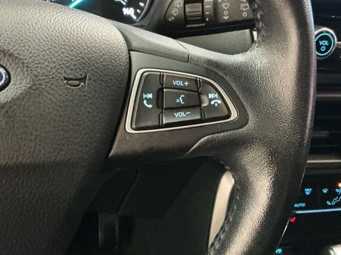 Used 2020 Ford EcoSport SE w/ SE Convenience Package image 28