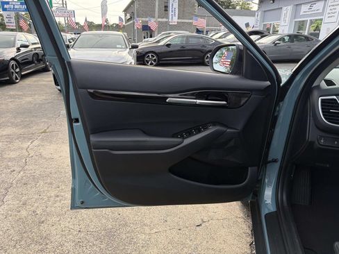 Used 2024 Kia Seltos S AWD/4WD image 23