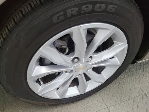 Used 2022 Chevrolet Malibu LT image 31