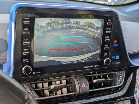 Used 2019 Toyota C-HR XLE image 25