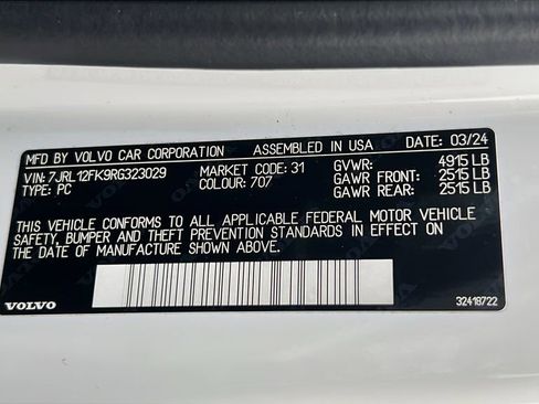 Used 2024 Volvo S60 B5 Core image 31