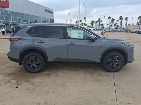 New 2026 Nissan Rogue SV FWD image 6