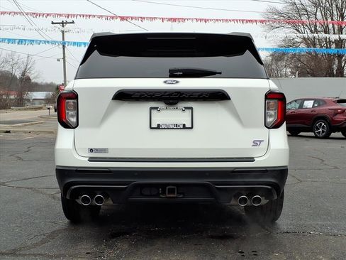 Certified 2022 Ford Explorer ST w/ Equipment Group 401A image 23