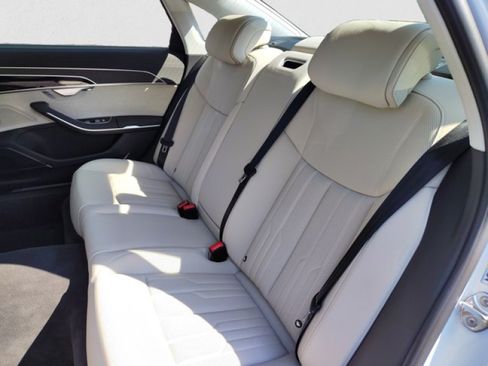Used 2023 Audi A8 L 3.0T AWD/4WD image 18