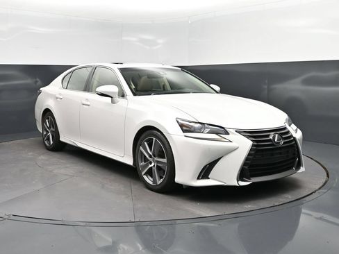 Used 2017 Lexus GS 350 w/ Preferred Accessory Package RWD image 9
