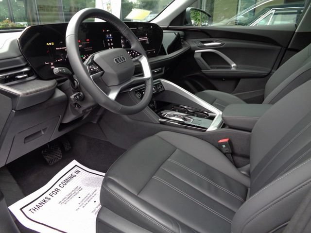 Used 2025 Audi Q5 Premium w/ Convenience Package AWD/4WD image 10
