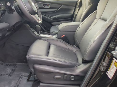 Used 2024 Subaru Ascent Limited w/ Technology Package image 16