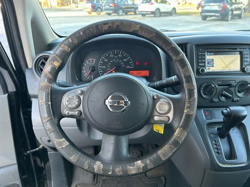 Used 2015 Nissan NV200 SV w/ Technology Package image 10