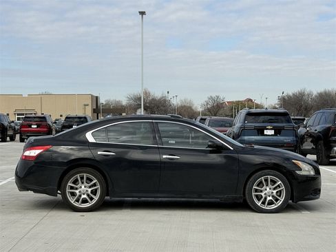 Used 2010 Nissan Maxima 3.5 S image 3