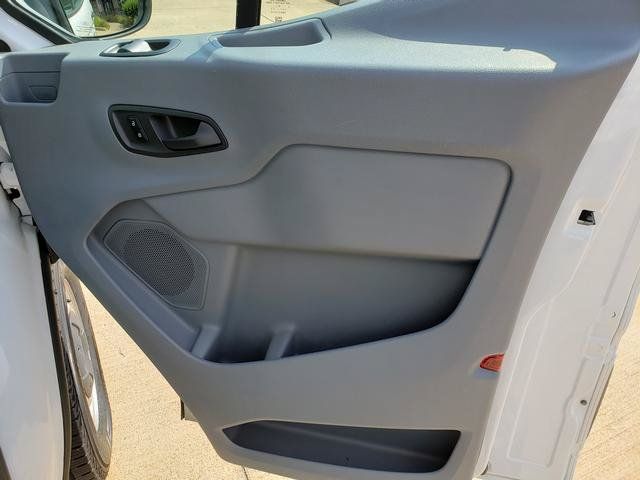 Used 2016 Ford Transit 150 130 Low Roof RWD image 17