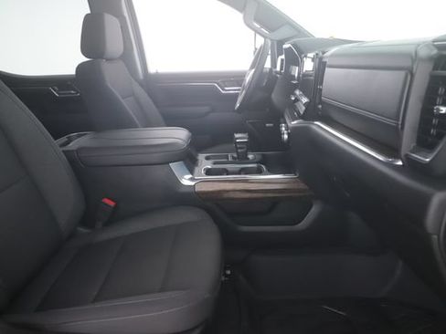 Used 2024 GMC Sierra 1500 Elevation w/ Preferred Package AWD/4WD image 29