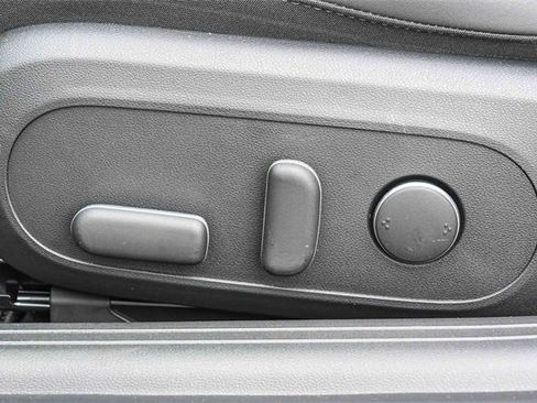 Certified 2025 Hyundai Ioniq 6 SEL image 23