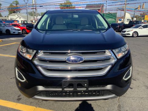 Used 2017 Ford Edge Titanium w/ Equipment Group 301A AWD/4WD image 2