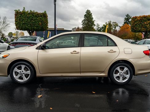 Used 2012 Toyota Corolla LE image 13