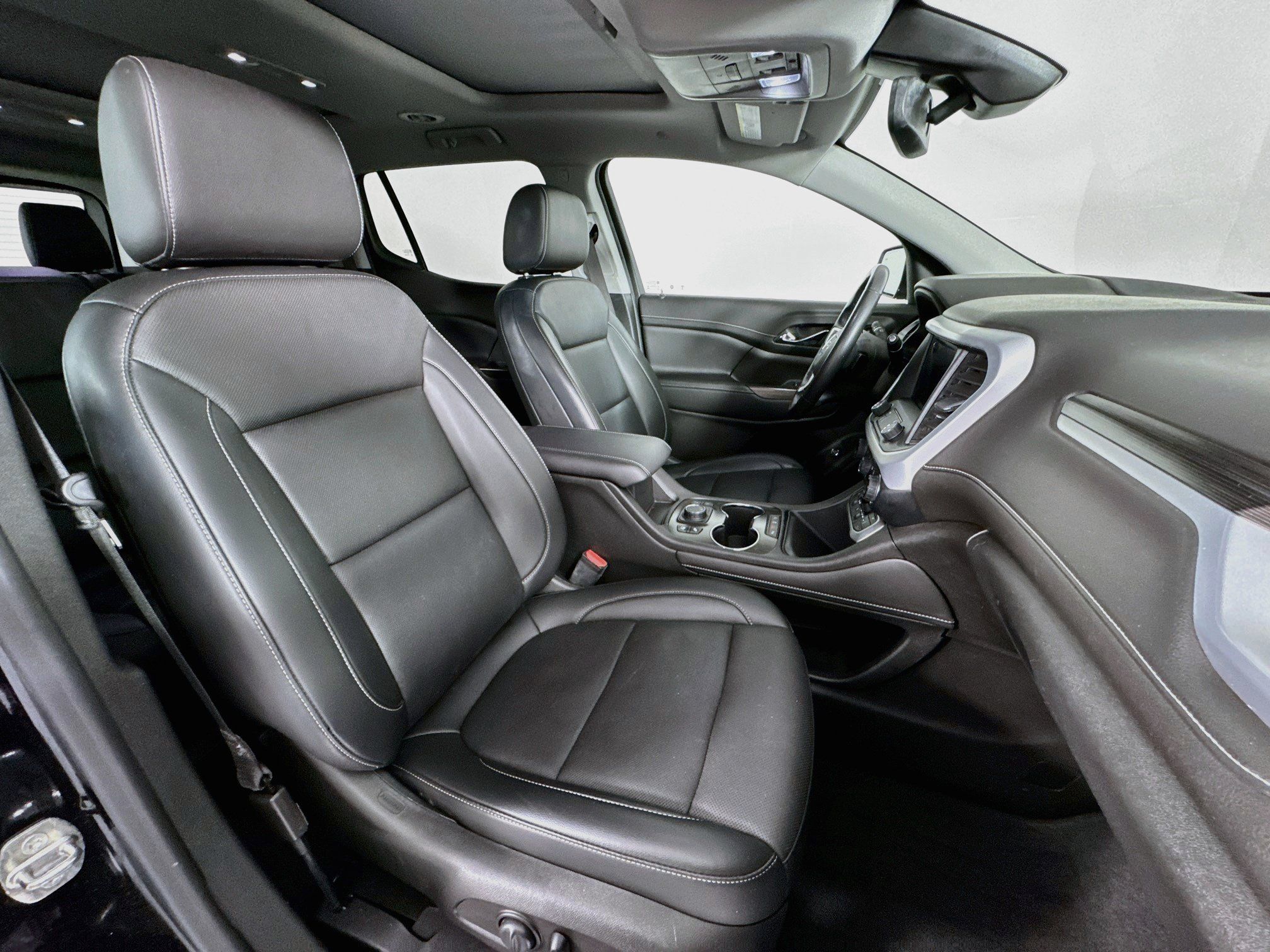 Used 2021 GMC Acadia SLT w/ Technology Package FWD image 29