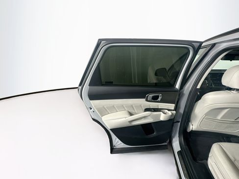 Used 2022 Kia Sorento SX FWD image 27