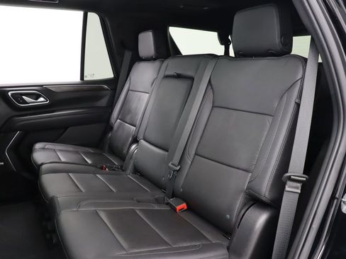Used 2022 Chevrolet Tahoe LT w/ LT Signature Package RWD image 33