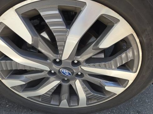 Used 2025 Subaru Forester Touring AWD/4WD image 3