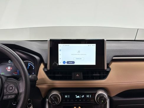 Certified 2025 Toyota RAV4 LE image 10