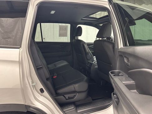 Used 2023 Honda Passport EX-L image 46