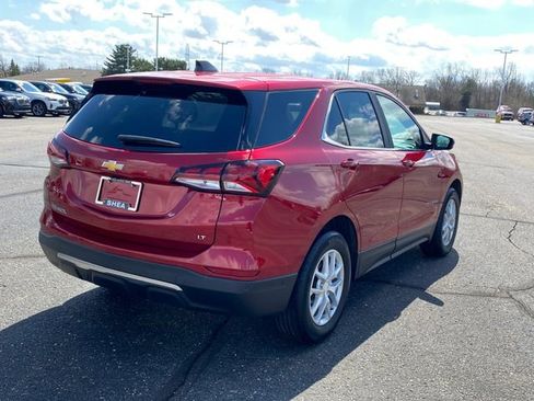 Certified 2024 Chevrolet Equinox LT w/ LPO, Floor Liner Package image 3