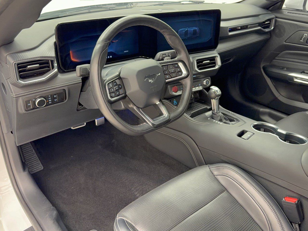 Used 2024 Ford Mustang GT Premium RWD image 4