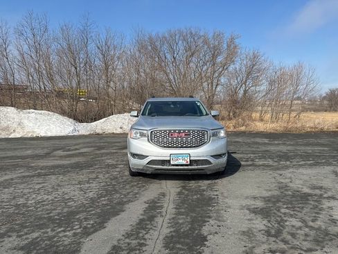 Used 2017 GMC Acadia Denali w/ Technology Package image 2