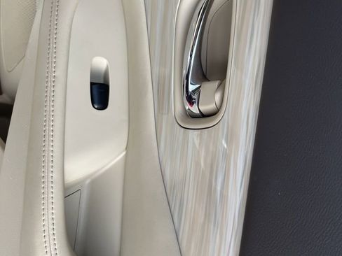 Used 2017 Nissan Murano SV image 55