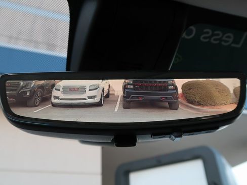 Certified 2021 GMC Yukon Denali w/ Denali Ultimate Package image 29