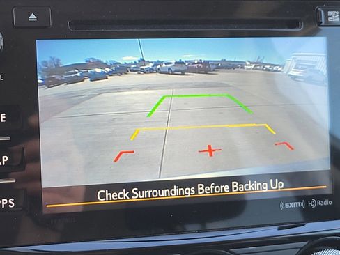 Used 2017 Subaru Forester 2.5i Limited image 17