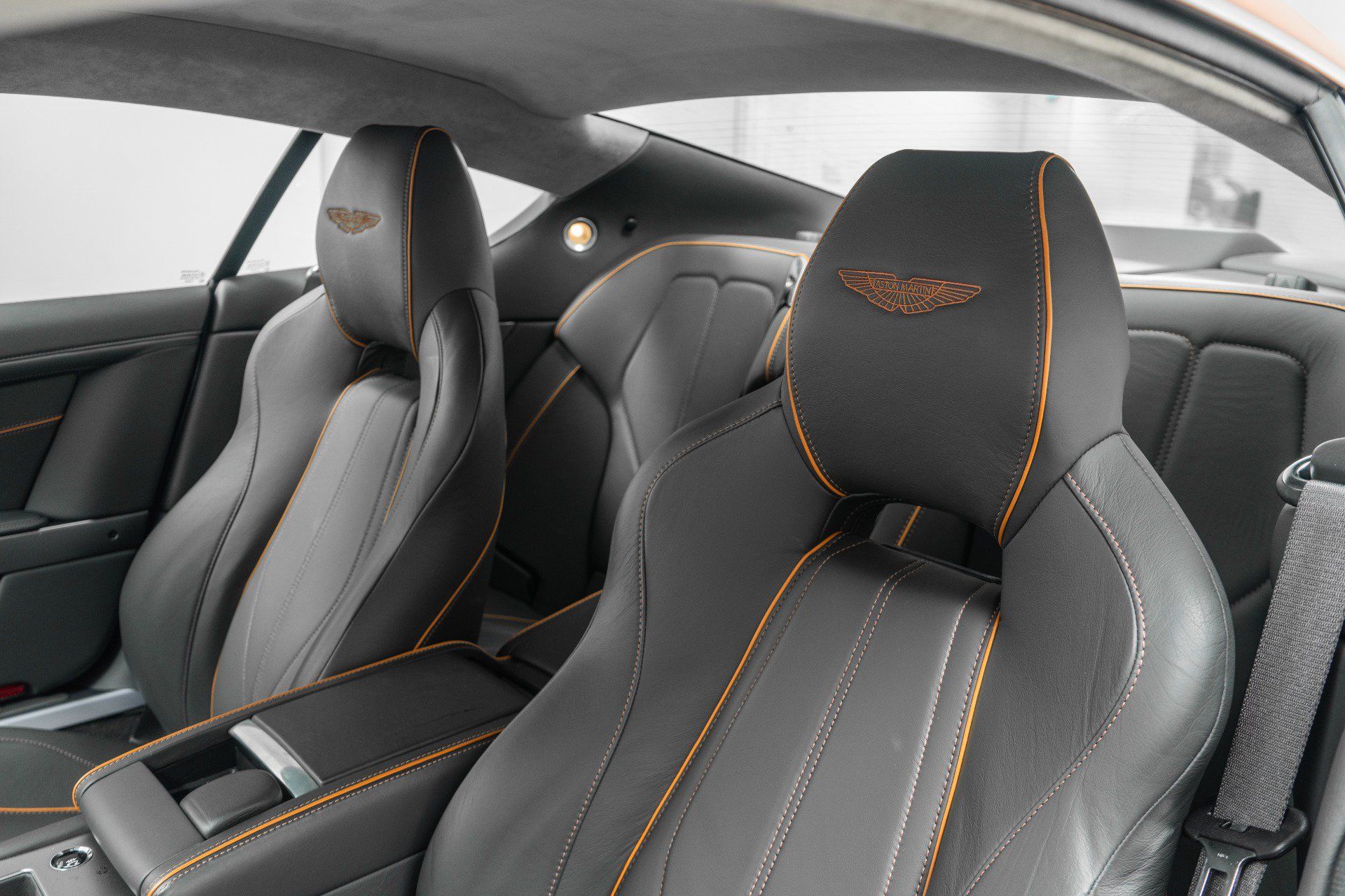Used 2012 Aston Martin Virage Coupe RWD image 27