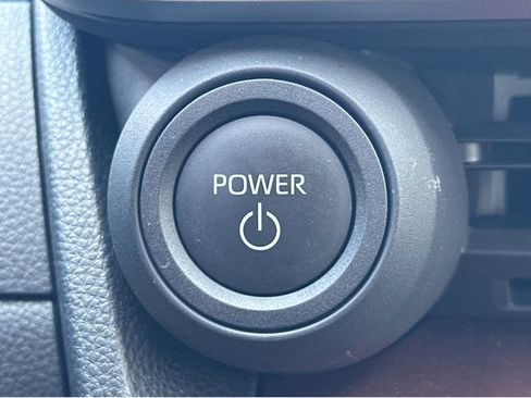 Used 2023 Toyota Prius Prime FWD image 30