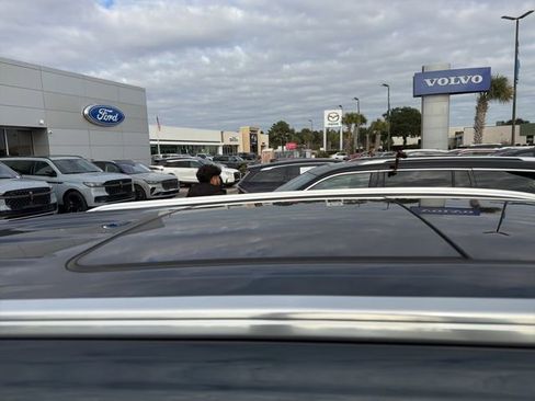 Used 2022 Lincoln Aviator Reserve w/ Equipment Group 201A image 7