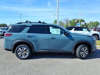 New 2026 Nissan Pathfinder SL FWD video 2