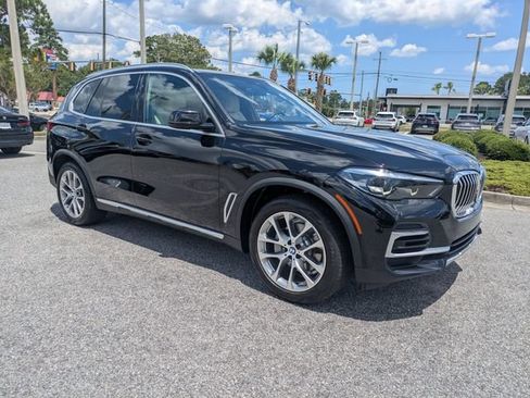 Used 2022 BMW X5 sDrive40i w/ Premium Package RWD image 3