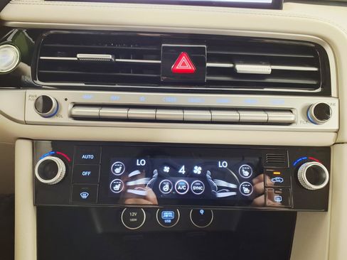 Certified 2026 Genesis G70 2.5T Prestige AWD/4WD image 20
