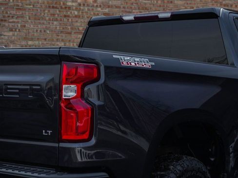 Used 2023 Chevrolet Silverado 1500 LT Trail Boss image 8