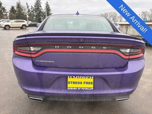 Used 2019 Dodge Charger SXT w/ Plus Group image 6