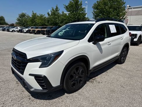 Used 2024 Subaru Ascent Onyx Edition w/ Popular Package Onyx AWD/4WD image 3