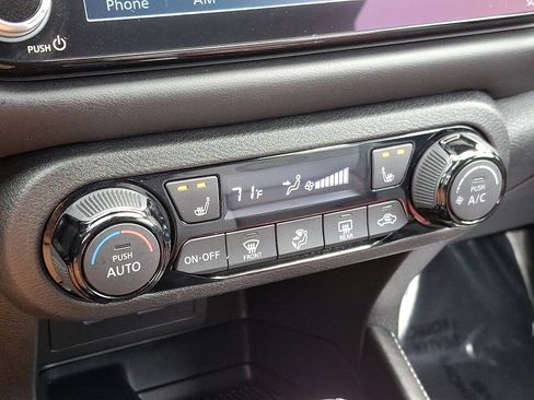Certified 2024 Nissan Kicks SR w/ SR Premium Package image 15
