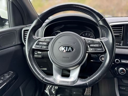 Used 2020 Kia Sportage S w/ S Premium Package image 11