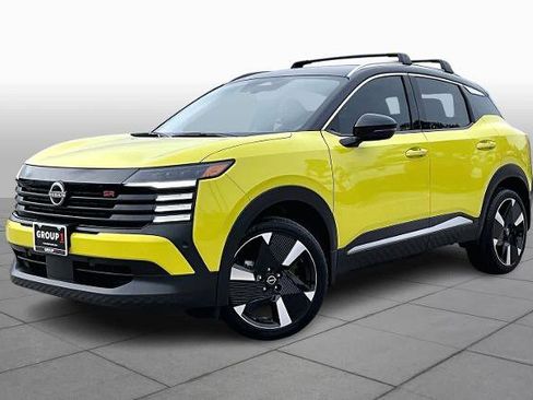 Certified 2025 Nissan Kicks SR w/ Illumination Package image 1