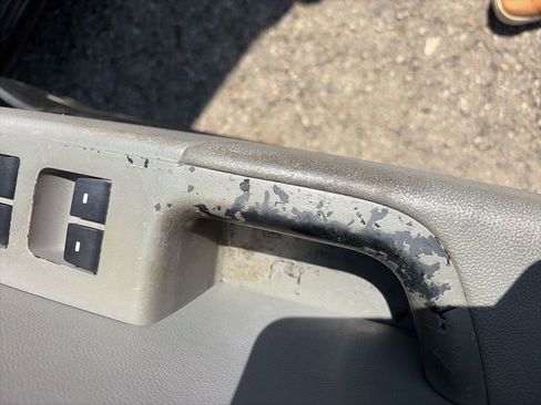 Used 2017 Hyundai Elantra Limited w/ Limited Ultimate Package 09 image 7