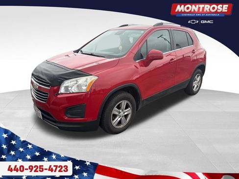 Used 2015 Chevrolet Trax LT w/ LT Sun and Sound Package AWD/4WD image 1