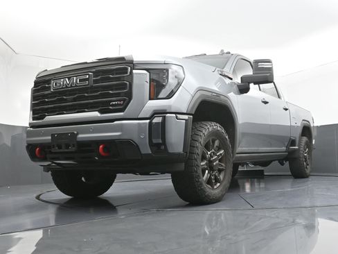 Used 2024 GMC Sierra 2500 AT4 w/ AT4 Premium Plus Package image 29