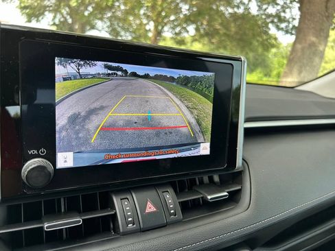 Used 2023 Toyota RAV4 XLE Premium FWD image 25